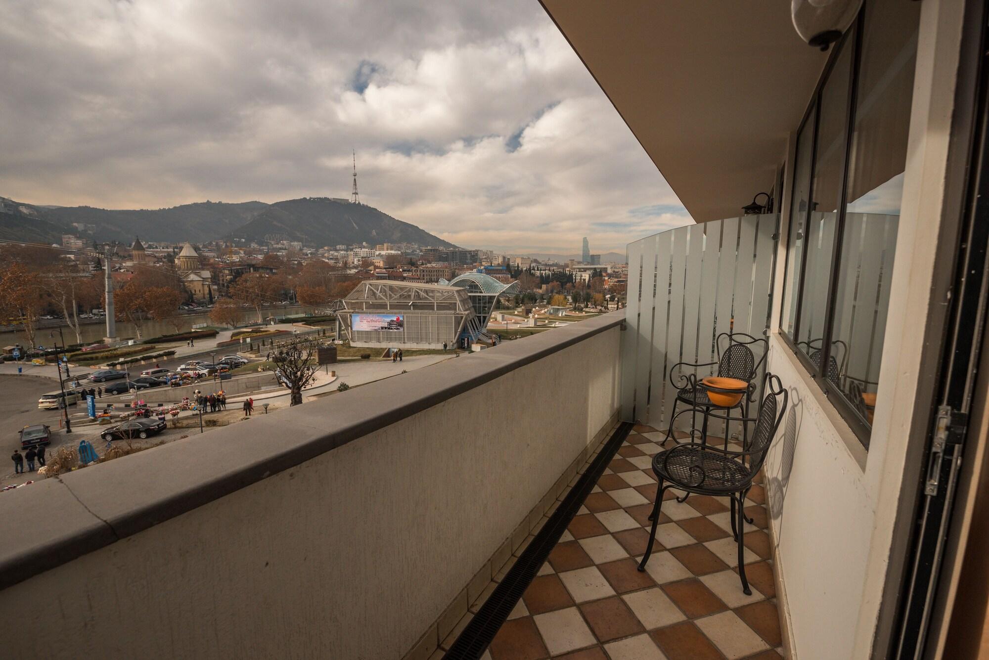 Hotel Rikhe Monika Tiflis Dış mekan fotoğraf