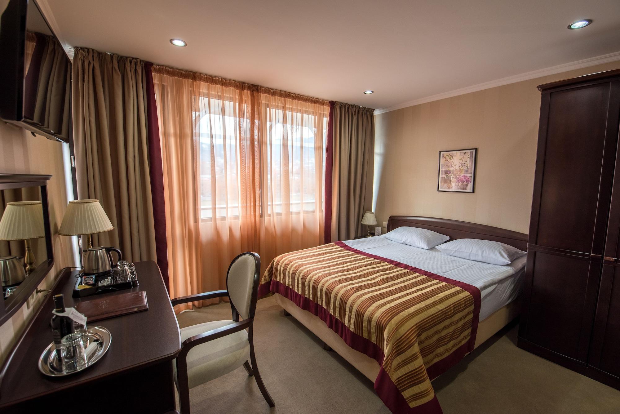 Hotel Rikhe Monika Tiflis Dış mekan fotoğraf
